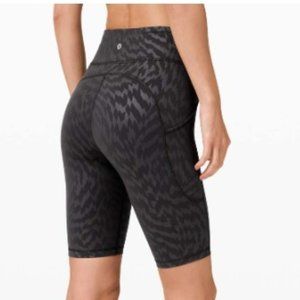 Lululemon Invigorate High-Rise Short 10"